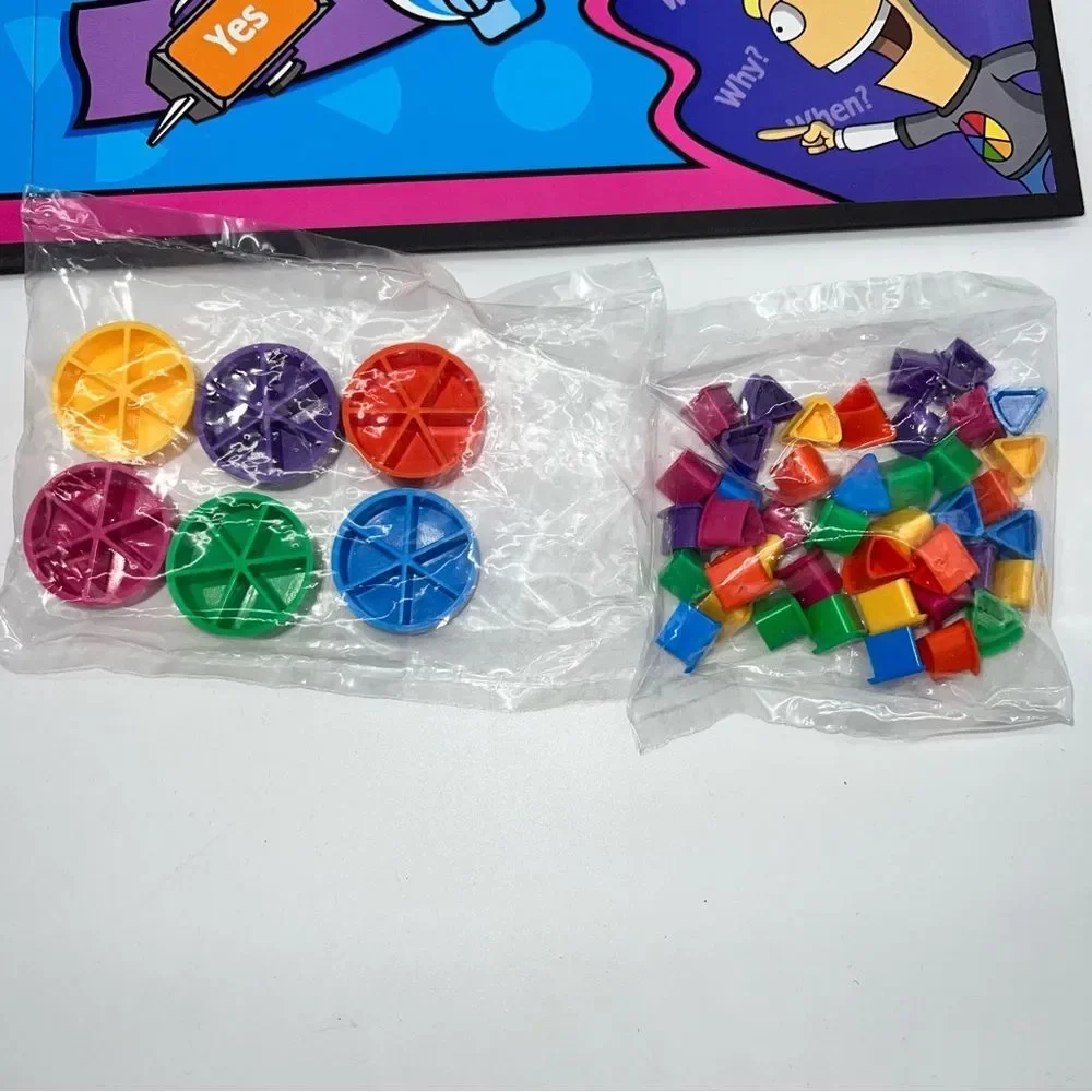 Hasbro TRIVIAL PURSUIT DVD FOR KIDS Season 1  2-6 Players Ages 8-12 Open Box New